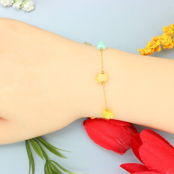 "Elegant & Trendy Bracelet, A Perfect Gift for Women, Thoughtful, EVCH1017 - Picture 3 of 9